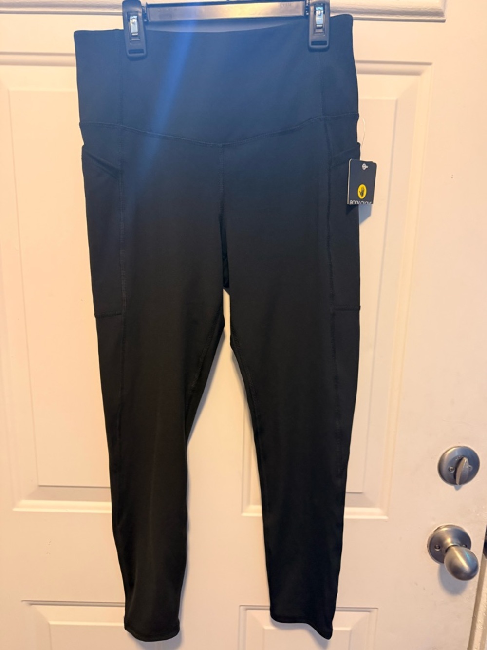 Black High-Waist Active Leggings with Side Pockets